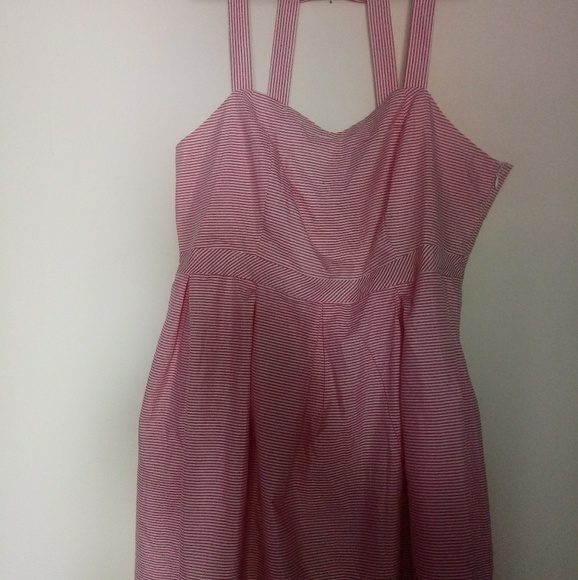 Dress - Picture 2 of 4